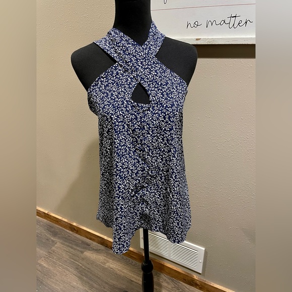 Floral Tie Back Halter Top NWOT - Picture 2 of 8